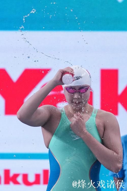 唐钱婷代表上海队摘得全运会女子100米蛙泳金牌
